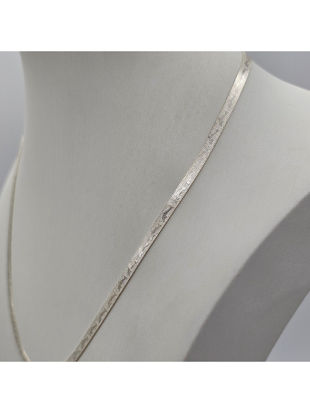 925 Italy VIOR Sterling Silver Dolphin Herringbone Necklace 16" 6.45 - Picture 6 of 10